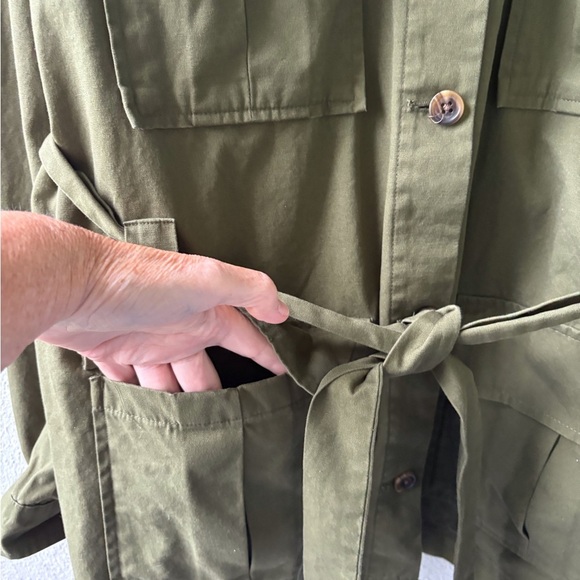 A New Day Women’s Olive Green Utility Jacket Size L Pockets Belted Buttons - Picture 7 of 13